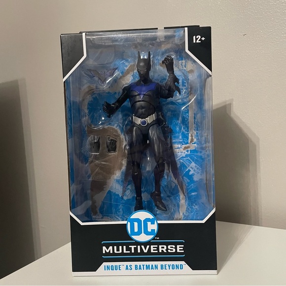 McFarlane DC Multiverse INQUE AS BATMAN BEYOND - Picture 1 of 5